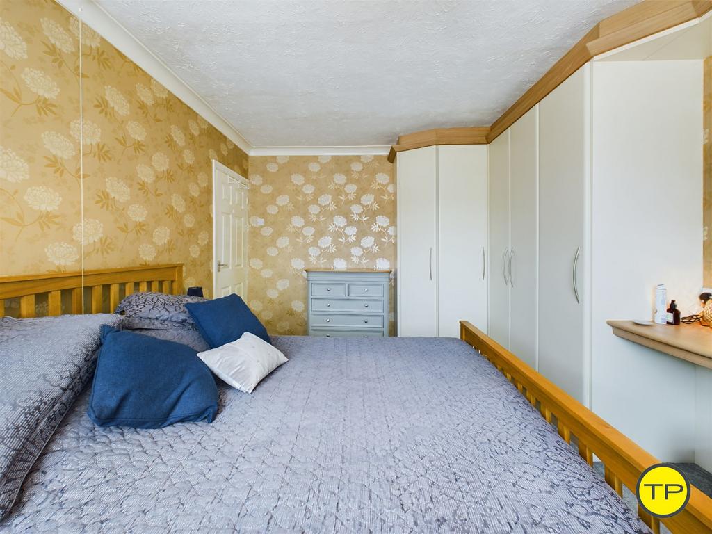 Main bedroom