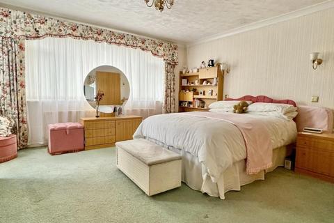 6 bedroom detached house for sale, Garden Lane, St Leonards, Ringwood, BH24 2NU