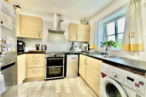 2 bedroom end of terrace house for sale, Caldwell Close, Shaftesbury ~ Cul-de-sac location