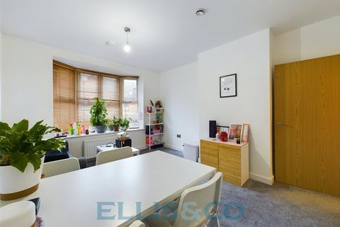 1 bedroom apartment for sale, Lamberts Yard, High Street, Tonbridge, Kent, TN9