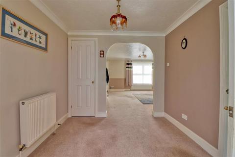 3 bedroom detached house for sale, Clacton on Sea CO15