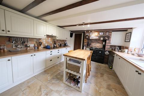 4 bedroom detached house for sale, The Cottage & Equestrian Facilities, Willoughby On The Wolds
