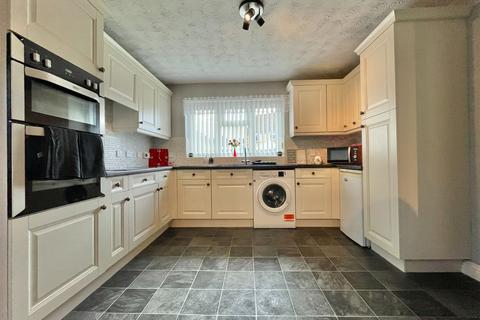 5 Beech Avenue, Doddington, March, PE15 0LB