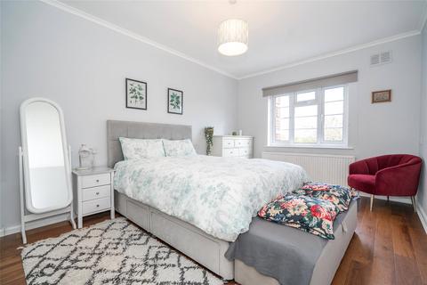 2 bedroom apartment for sale, Linksview, Great North Road, East Finchley, N2