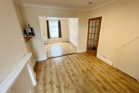 115 Dover Road, Ipswich, IP3 8JH