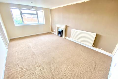 2 bedroom flat to rent, Peach Road, Willenhall WV12