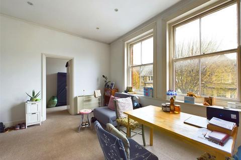 1 bedroom flat for sale, Cromwell Road, Hove, BN3 3EG