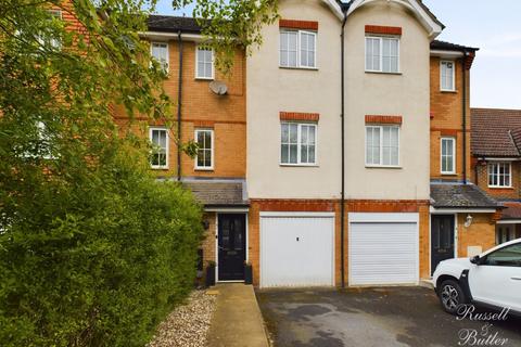3 bedroom townhouse for sale, Comerford Way, Winslow