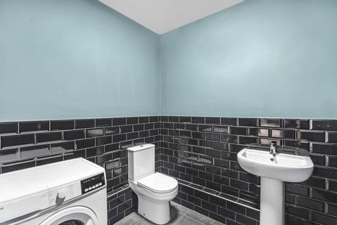 108 Selsdon Road, South Croydon, CR2 6PG