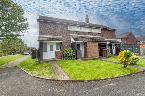 2 bedroom semi-detached house for sale, Henlow Close, Kirton Lindsey, Lincolnshire, DN21