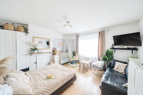 1 bedroom flat for sale, Kingston Upon Thames,  London,  KT1