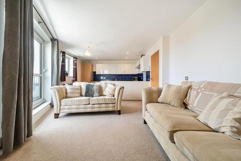 1 bedroom flat for sale, Newbury,  Berkshire,  RG14