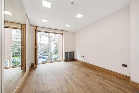 5 bedroom terraced house to rent, Romney Street, Westminster, London, SW1P