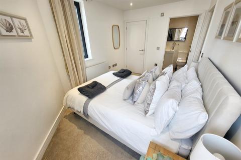 2 bedroom flat for sale, Bournemouth