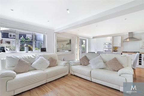 3 bedroom end of terrace house for sale, Woodford Green, Woodford Green IG8