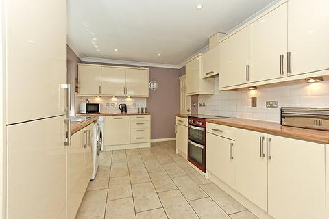 3 bedroom detached house for sale, Roonagh Court, Sittingbourne, Kent, ME10