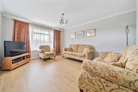 3 bedroom detached house for sale, Roonagh Court, Sittingbourne, Kent, ME10