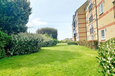 1 bedroom apartment to rent, Lewes Close, Grays, RM17