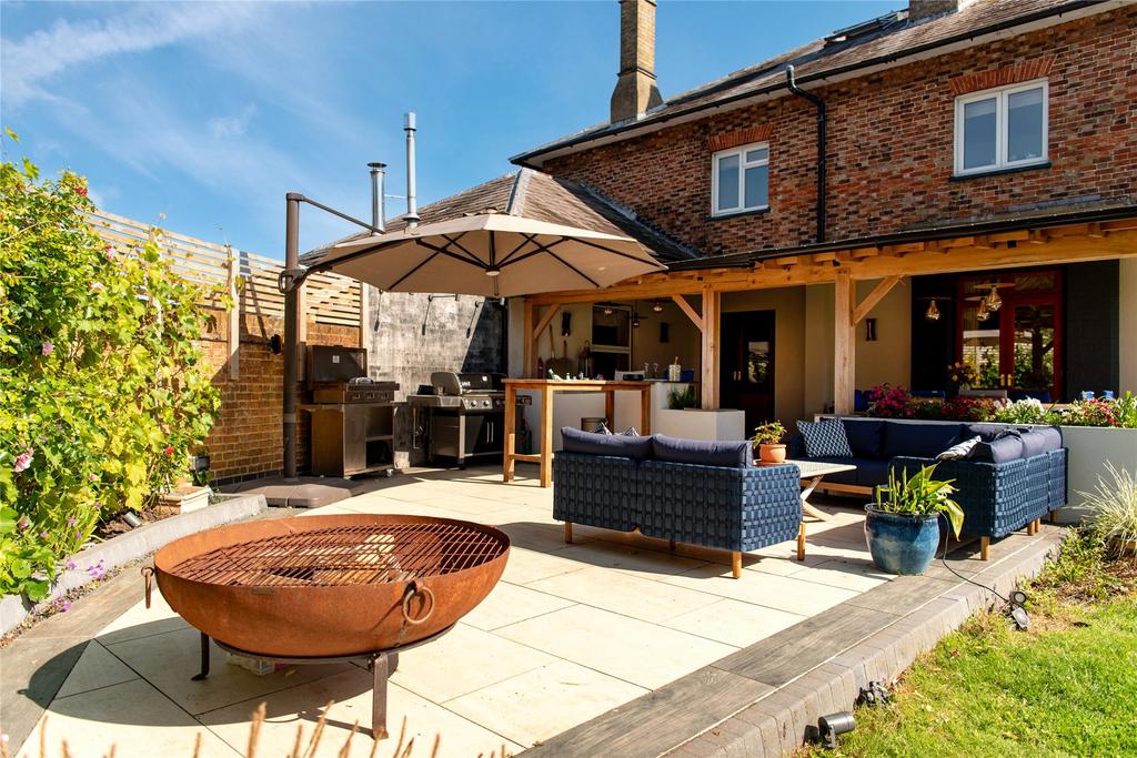 Side Patio Area