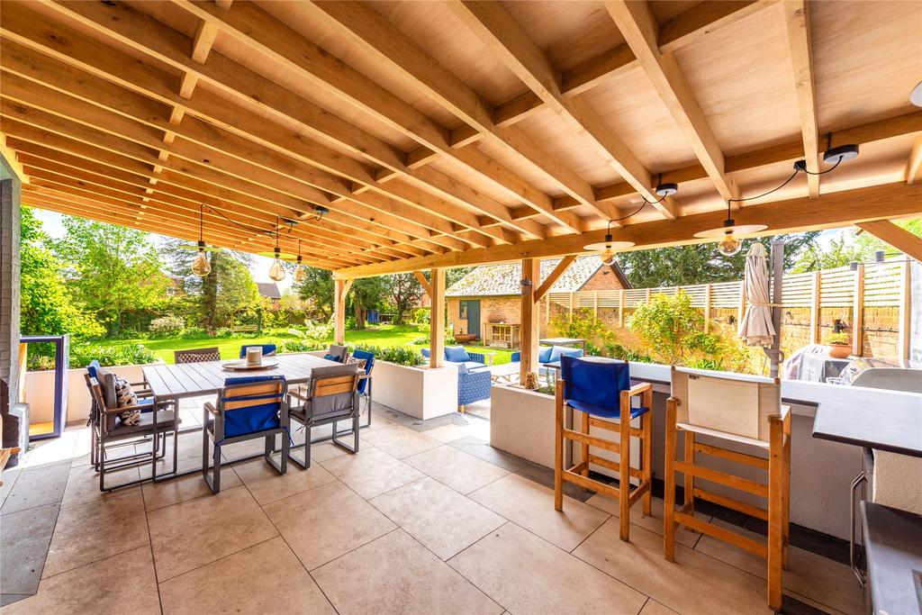 Outdoor Terrace