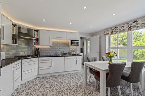 21 Ashford Drive, Appleton, Warrington, WA4 5GG