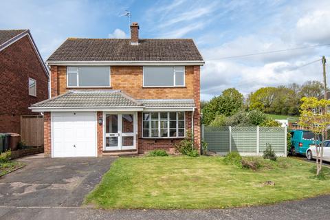 3 bedroom detached house for sale, Hinton Fields, Bournheath, Bromsgrove, Worcestershire, B61