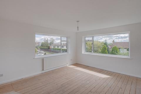 6 Hinton Fields, Bournheath, Bromsgrove, B61 9HR