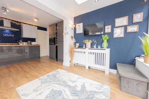 19 Ledbury Grove, Leeds, LS10 4RZ