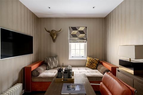 27 Peel Street, London, W8 7PA