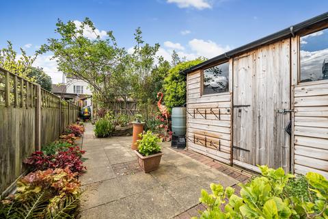 3 bedroom end of terrace house for sale, St. Marys Road, Faversham, ME13