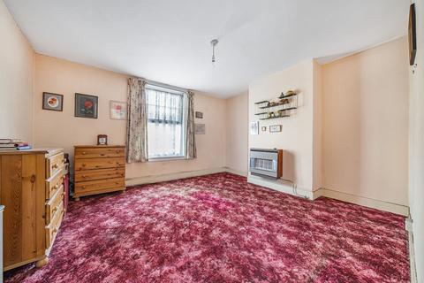 3 bedroom end of terrace house for sale, St. Marys Road, Faversham, ME13