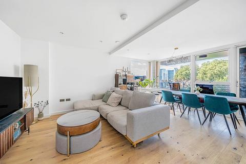 2 bedroom flat for sale, Goswell Road, Clerkenwell