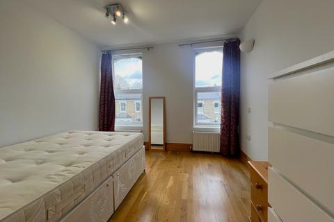 7 bedroom semi-detached house to rent, Rossiter Road, London, SW12