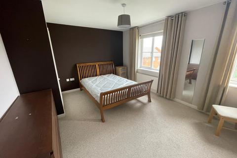 2 bedroom flat to rent, Sherman Gardens, Chadwell Heath RM6