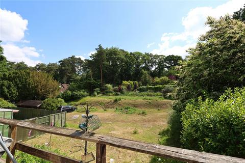 4 bedroom bungalow for sale, Burnt Hill Way, Farnham, Surrey, GU10