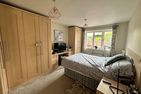 50 Hayse Hill, Windsor, SL4 5SZ
