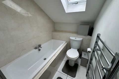 50 Hayse Hill, Windsor, SL4 5SZ