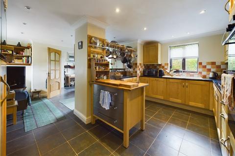 4 bedroom detached house for sale, The Street, Croxton