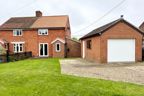 3 bedroom semi-detached house for sale, Benhall