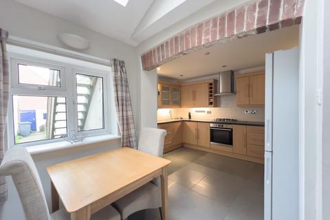 2 bedroom ground floor flat for sale, Egremont Road, Exmouth