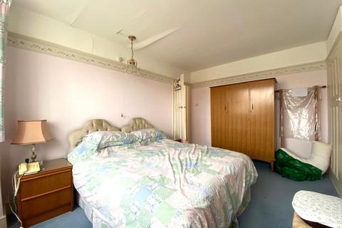 3 bedroom semi-detached house for sale, Mount Drive, Harrow HA2