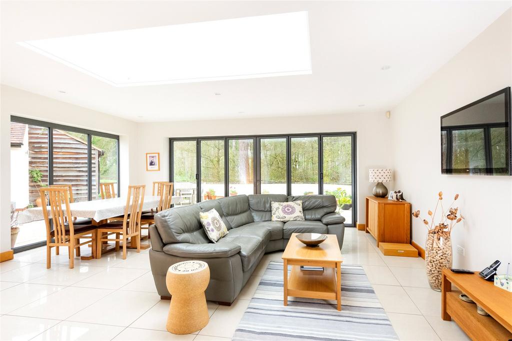 Family/Dining Area