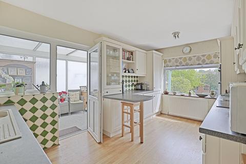 4 bedroom semi-detached house for sale, Priory Road, Loughton, IG10