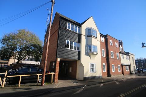 1 bedroom apartment to rent, St. Johns Lane, Canterbury CT1