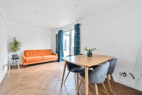 26 Applerigg, Kendal, LA9 6EA