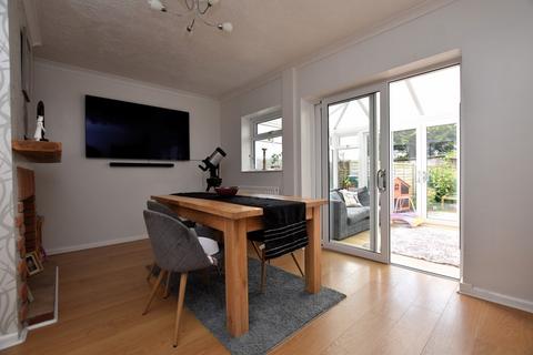 3 bedroom semi-detached house for sale, Charles Lakin Close, Shilton