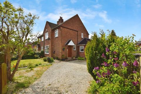 3 bedroom semi-detached house for sale, Charles Lakin Close, Shilton