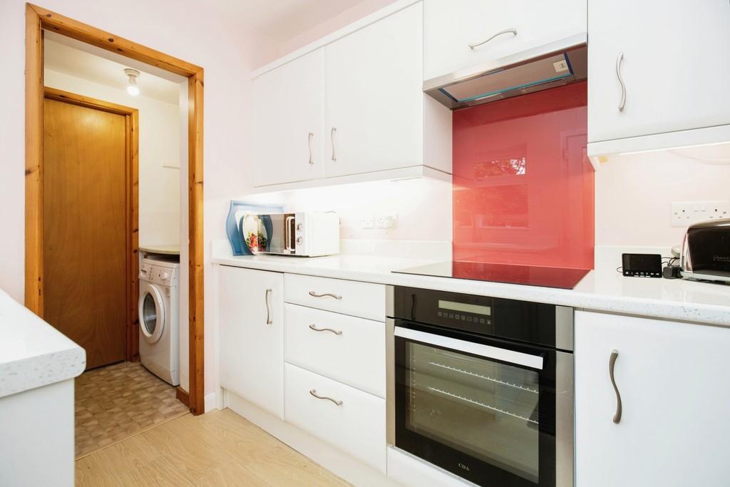 Kitchen 2 36 Eastway