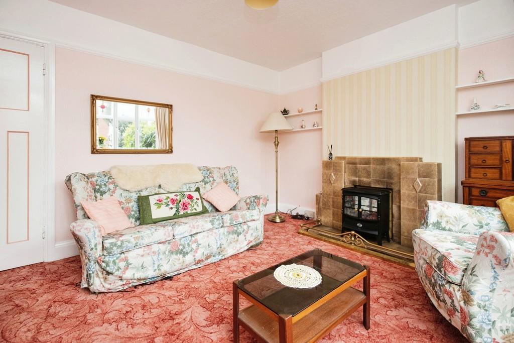 Front sitting room 1 36 Eastway