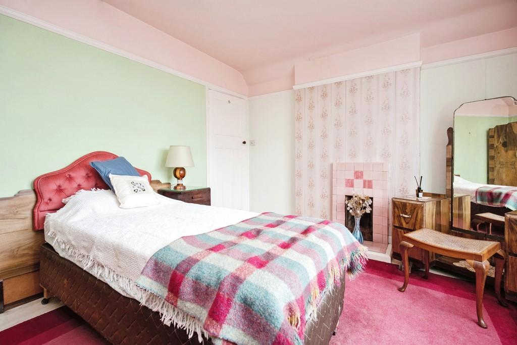 Bedroom 1 36 Eastway